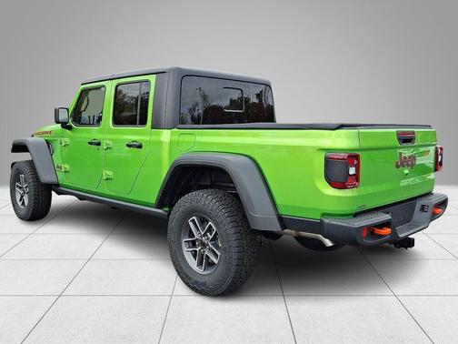 Mojito! Clearcoat 2025 Jeep Gladiator Mojave
