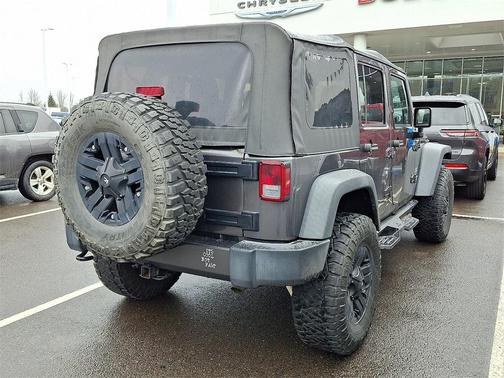 2016 Jeep Wrangler Unlimited Sahara