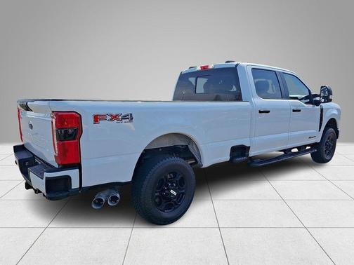 Oxford White 2024 Ford F-350 XL