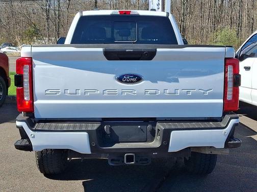 Oxford White 2024 Ford F-350 XL