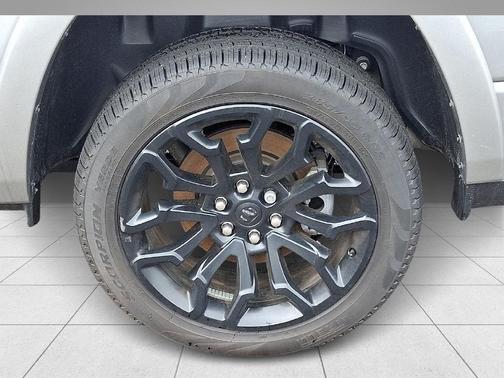 Billet Silver Metallic Clearcoat 2025 RAM 1500 Limited