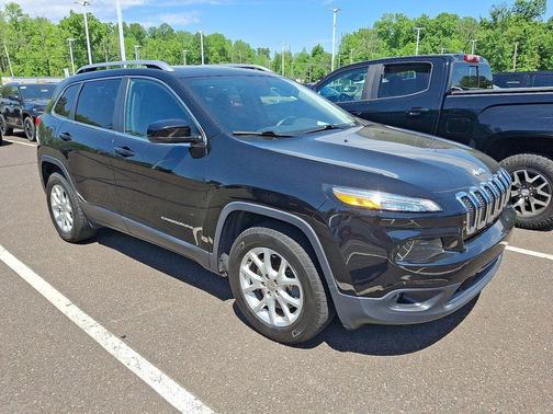 Diamond Black 2017 Jeep Cherokee Latitude