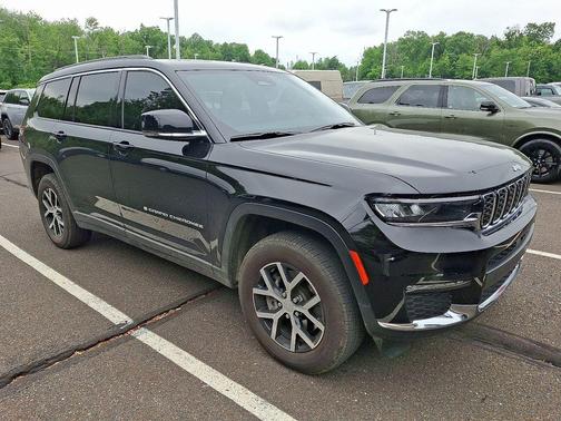 Diamond Black 2024 Jeep Grand Cherokee L Limited