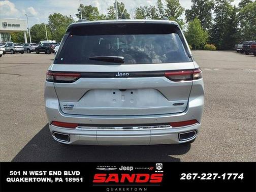 Silver Zynith 2023 Jeep Grand Cherokee 4xe Overland