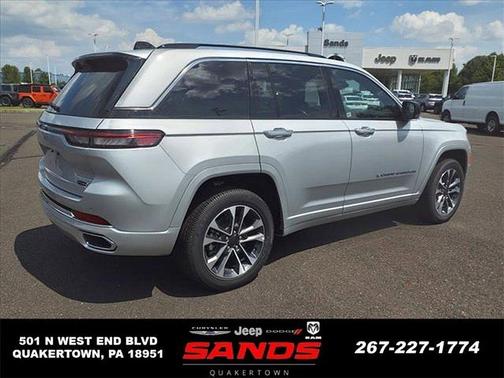 Silver Zynith 2023 Jeep Grand Cherokee 4xe Overland