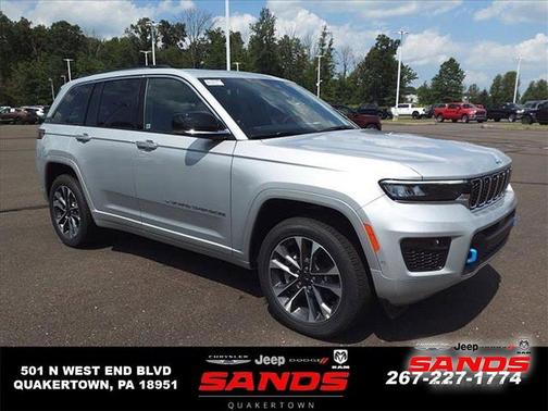 Silver Zynith 2023 Jeep Grand Cherokee 4xe Overland