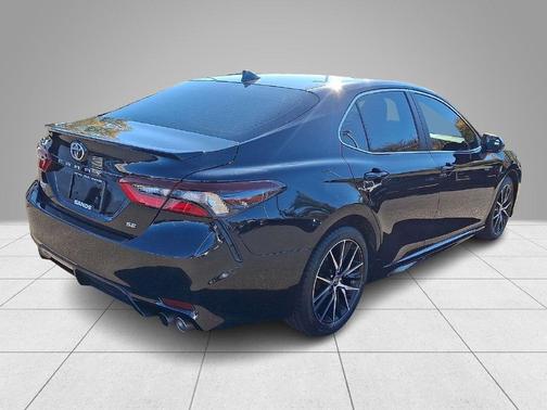 Midnight Black Metallic 2024 Toyota Camry SE