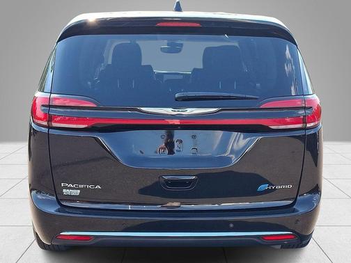 Diamond Black 2024 Chrysler Pacifica Hybrid Select