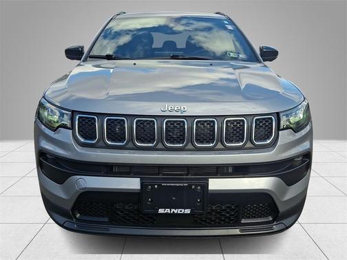 2023 Jeep Compass Latitude Lux