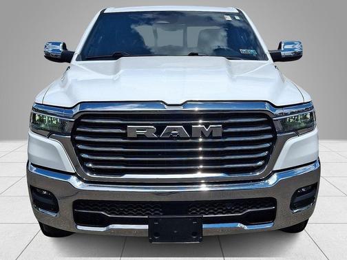 Bright White Clearcoat 2025 RAM 1500 Laramie