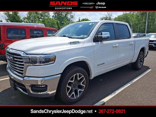 Bright White Clearcoat 2025 RAM 1500 Laramie