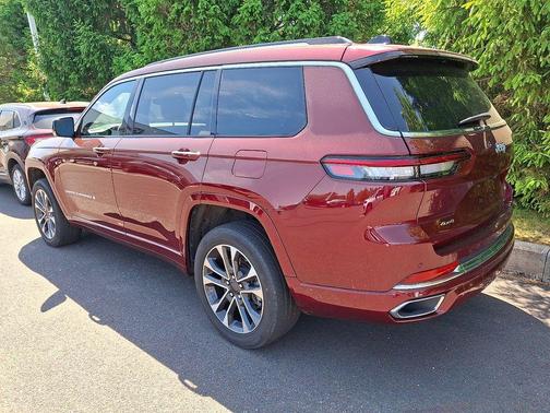 Velvet Red Pearlcoat 2023 Jeep Grand Cherokee L Overland