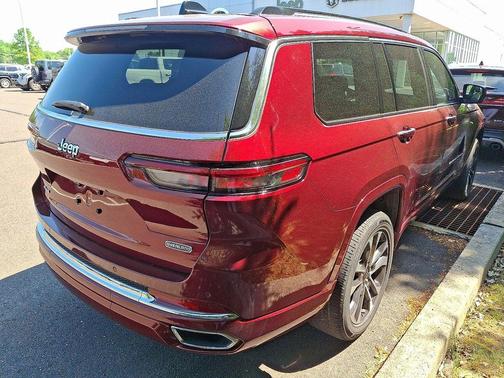 Velvet Red Pearlcoat 2023 Jeep Grand Cherokee L Overland
