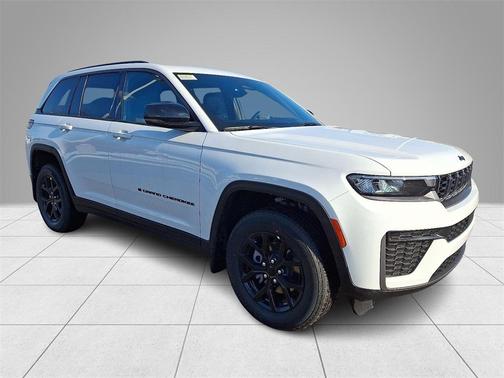 2026 Jeep Grand Cherokee Laredo