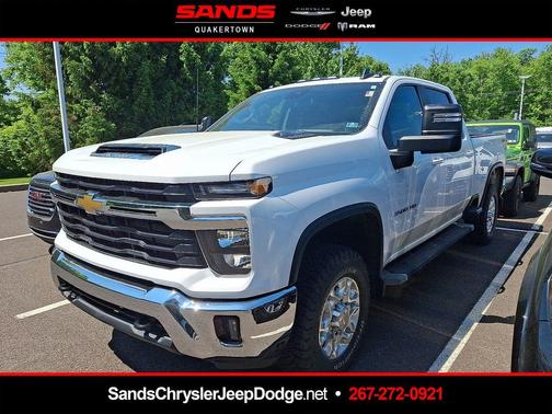 Summit White 2024 Chevrolet Silverado 3500 LT
