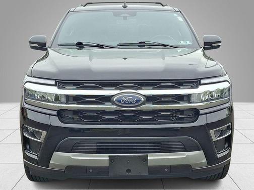 Black Metallic 2024 Ford Expedition Limited