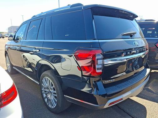 Black Metallic 2024 Ford Expedition Limited