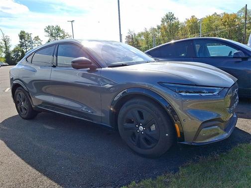 2023 Ford Mustang Mach-E California Route 1