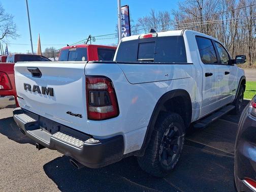 Bright White Clearcoat 2022 RAM 1500 Rebel