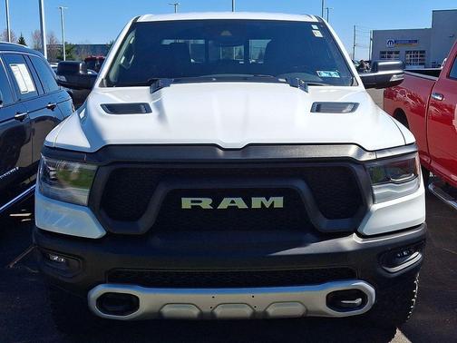 Bright White Clearcoat 2022 RAM 1500 Rebel