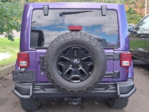 Xtreme Purple Pearl 2016 Jeep Wrangler Unlimited Sahara