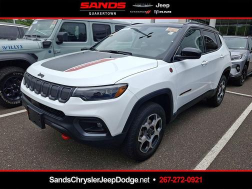 Bright White Clearcoat 2022 Jeep Compass Trailhawk