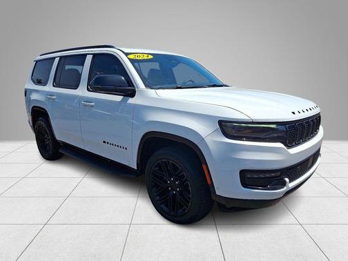Bright White Clearcoat 2024 Jeep Wagoneer Series II
