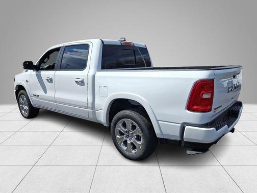 Bright White Clearcoat 2026 RAM 1500 Big Horn/Lone Star