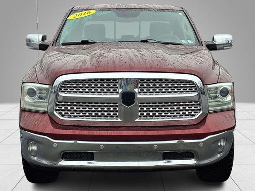 Delmonico Red Pearlcoat 2016 RAM 1500 Laramie