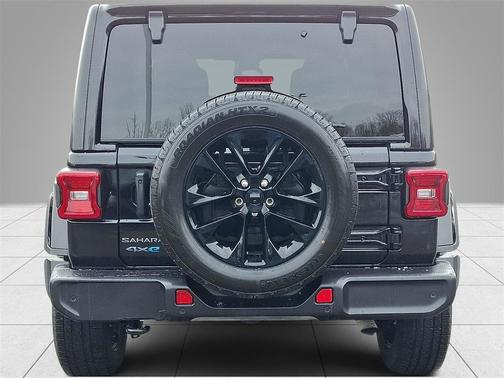 2025 Jeep Wrangler 4xe Sahara