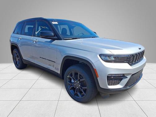 Silver Zynith 2025 Jeep Grand Cherokee Limited