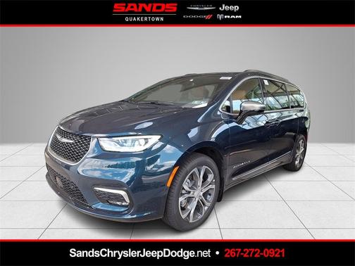 2025 Chrysler Pacifica Pinnacle