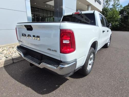 Bright White Clearcoat 2026 RAM 1500 Big Horn/Lone Star