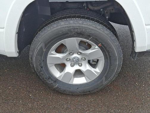 Bright White Clearcoat 2026 RAM 1500 Big Horn/Lone Star