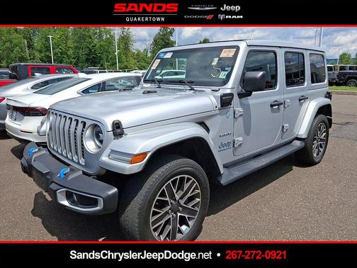 Silver Zynith Clearcoat 2023 Jeep Wrangler 4xe Sahara