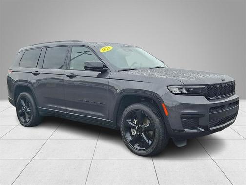 2023 Jeep Grand Cherokee L Laredo