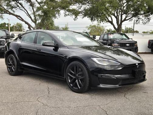 2022 Tesla Model S Dual Motor All-Wheel Drive