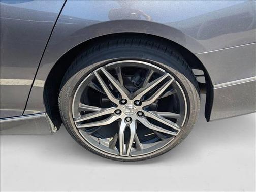 2021 Honda Accord Touring 2.0T
