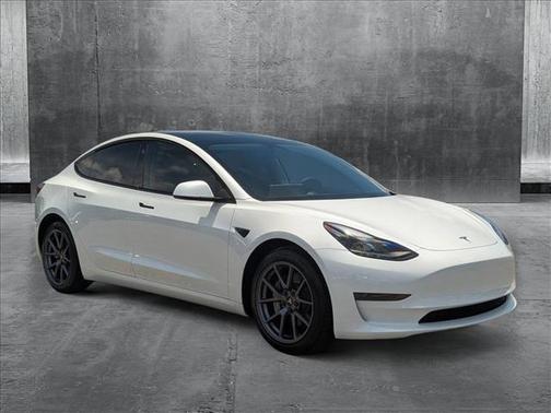 2023 Tesla Model 3 Standard Range