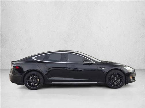 2015 Tesla Model S 85