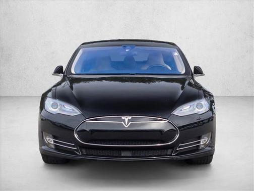 2015 Tesla Model S 85