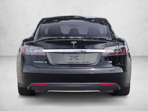 2015 Tesla Model S 85