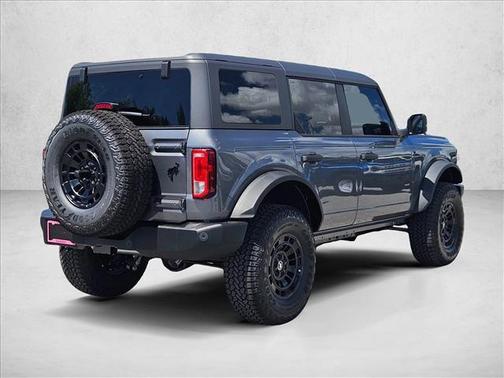 Carbonized Gray Metallic 2026 Ford Bronco Big Bend