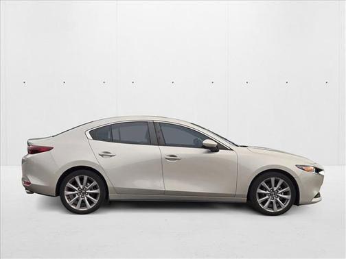 2022 Mazda Mazda3 FWD w/Select Package