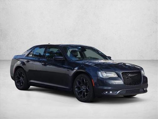 2019 Chrysler 300 S