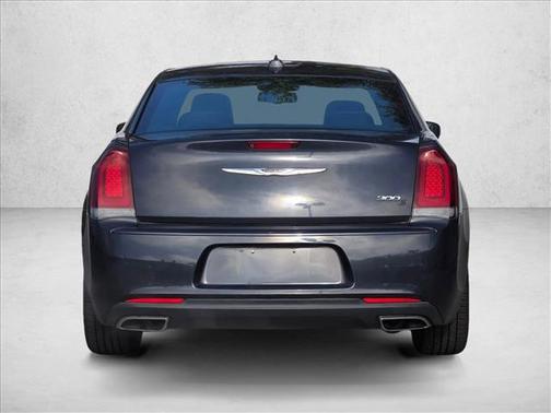 2019 Chrysler 300 S