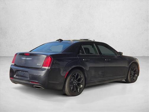 2019 Chrysler 300 S