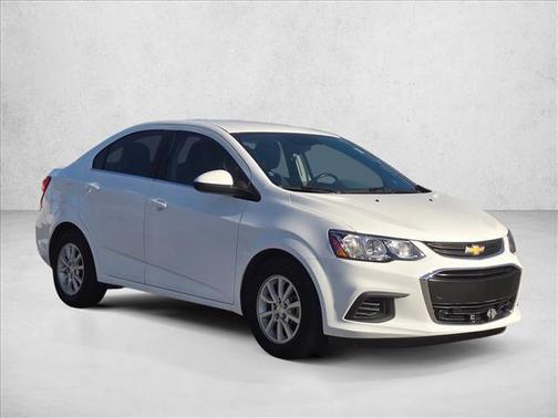 2020 Chevrolet Sonic FWD Sedan LT