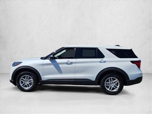 Star White Metallic Tri-Coat 2026 Ford Explorer Active