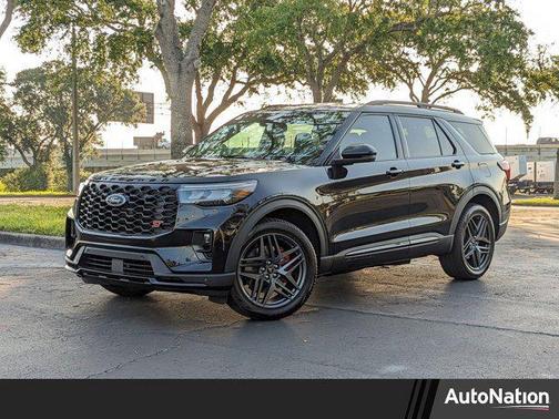 2025 Ford Explorer ST
